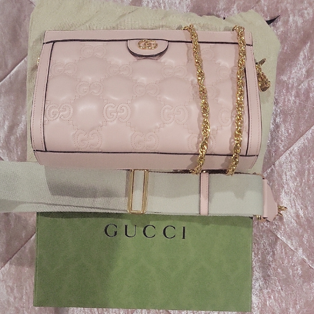 Gucci Light Pink Shoulder Bag with Gold Chain